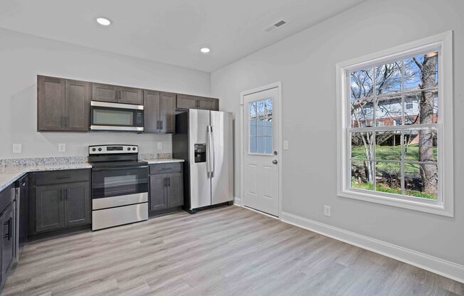 2 beds, 2.5 baths, 1,300 sqft, $1,350, Unit 6