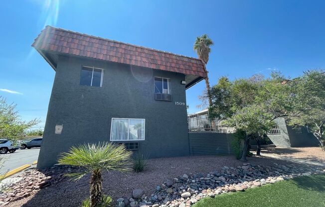 2 beds, 2 baths, 550 sqft, $1,395, Unit 206