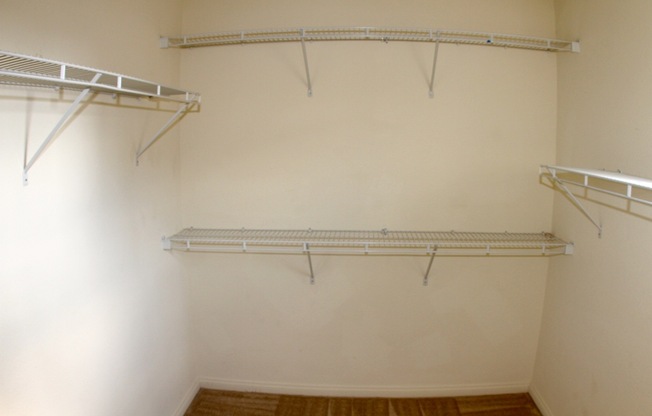 2 beds, 2.5 baths, $1,800