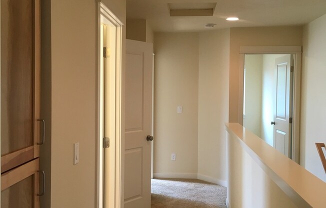 2 beds, 2.5 baths, $2,000, Unit #2