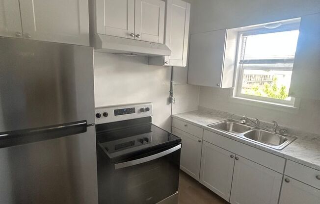 1269 E Borgkort Properties