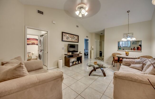 Furnished 3 Bedroom Condo Fort Myers