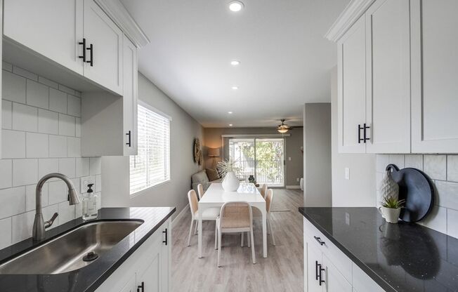 1 bed, 1 bath, 780 sqft, $2,245, Unit 4751-23