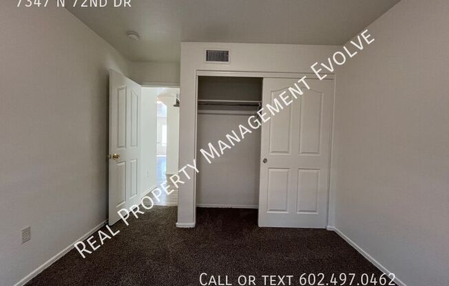 7347 N 72 DR