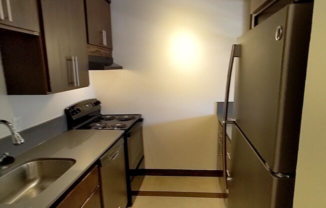 1 bed, 1 bath, 765 sqft, $1,475, Unit #202