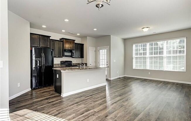 3 Bedroom 2.5 Townhome available now