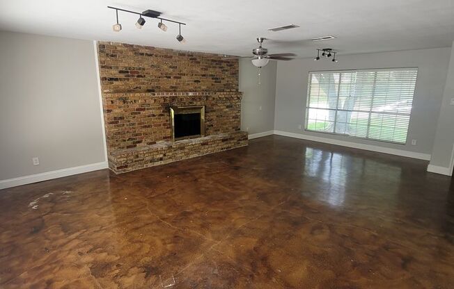 Discover the perfect mix of elegance and convenience in your new rental!