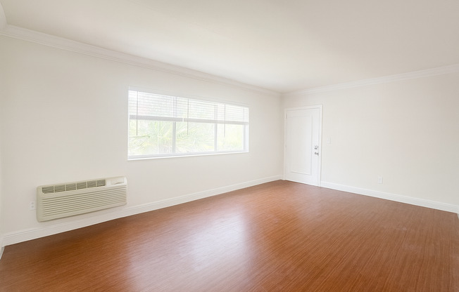 Studio, 1 bath, 567 sqft, $1,680, Unit 25- Unit 15
