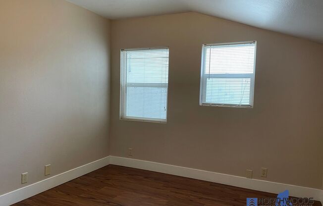 3 beds, 1 bath, $1,700