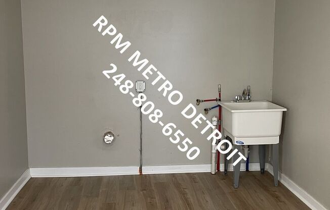 2 beds, 1 bath, $1,250, Unit (NO)