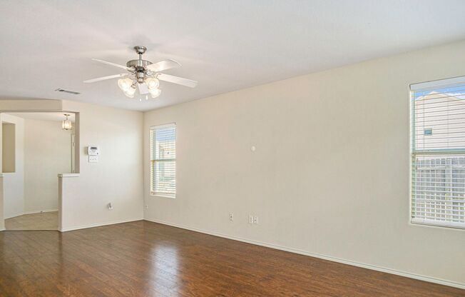 3 beds, 2.5 baths, $1,950
