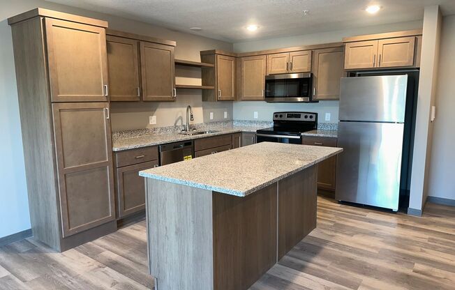 1 bed, 1 bath, 671 sqft, $1,120, Unit 103