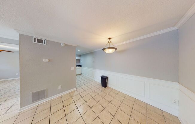 1 bed, 1 bath, 750 sqft, $900, Unit 2153-4 (ONE MONTH FREE)