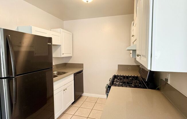 1 bed, 1 bath, 650 sqft, $1,895, Unit Unit B