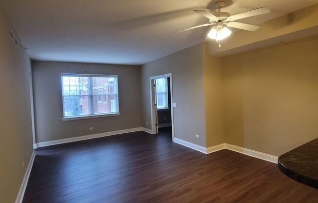 1 bed, 1.5 baths, 1,382 sqft, $2,400, Unit 426