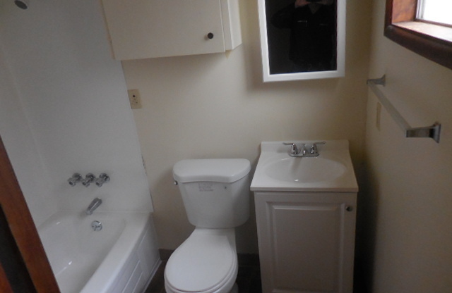 (248) BeVille Apartments - 1 Bedroom / 1 Bathroom