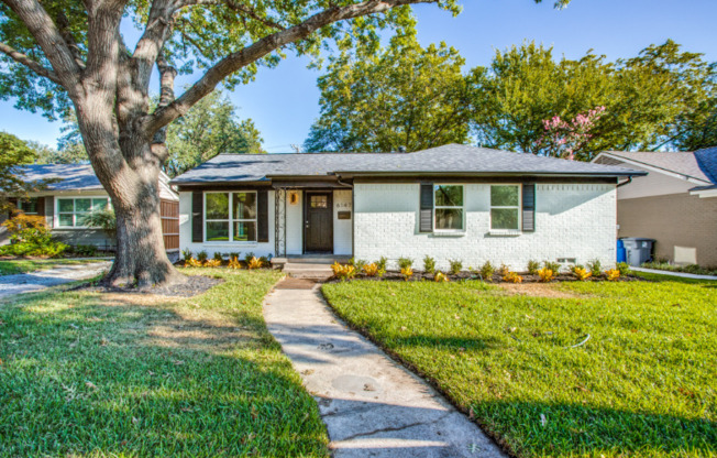 6147 Ravendale Lane