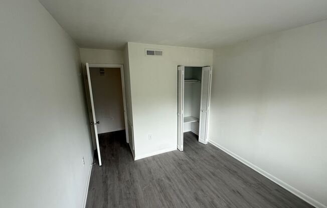 2 beds, 1.5 baths, $1,400, Unit UNIT D