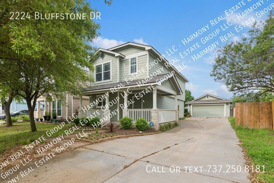 2224 Bluffstone DR