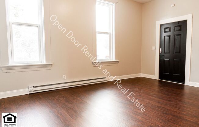 1 bed, 1 bath, 750 sqft, $795, Unit Apartment 1