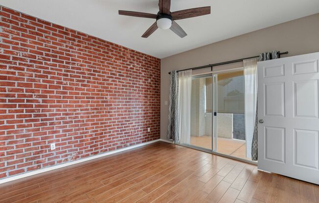 1 bed, 1 bath, $1,395, Unit UNIT 2075