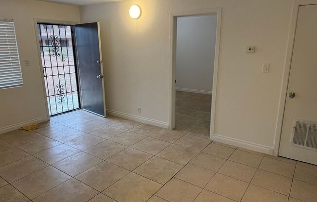 1 Bedroom 1 bath Condo in Central Las Vegas