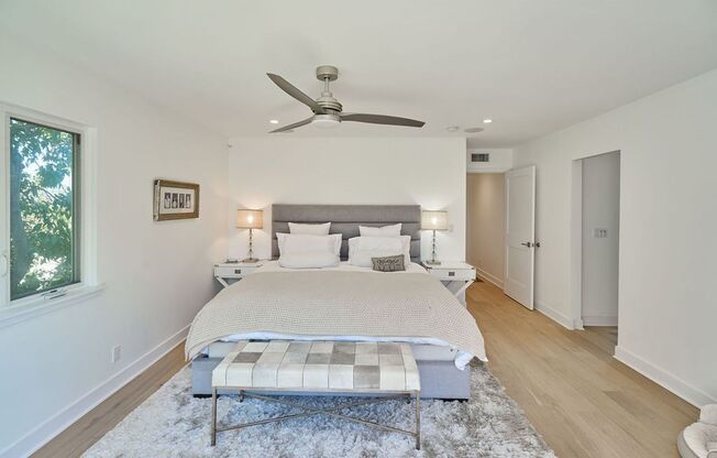 4 beds, 3.5 baths, $14,000