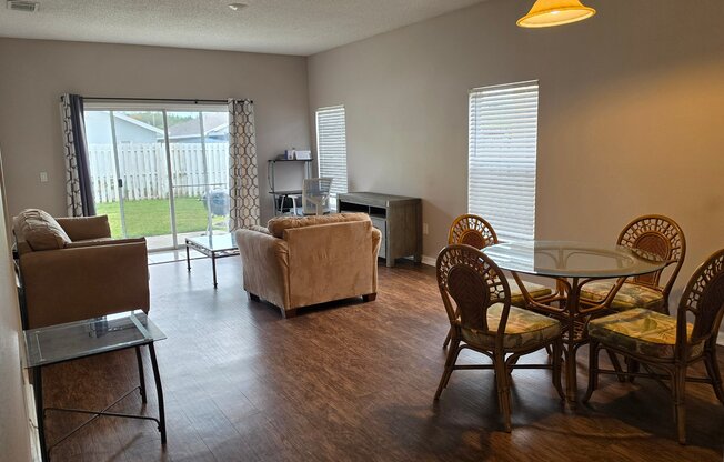 1409 TIMBERBEND CIR