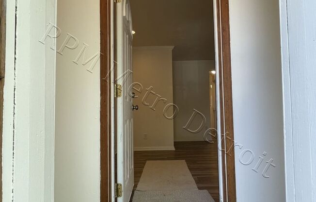 UPDATED RANCH in INKSTER