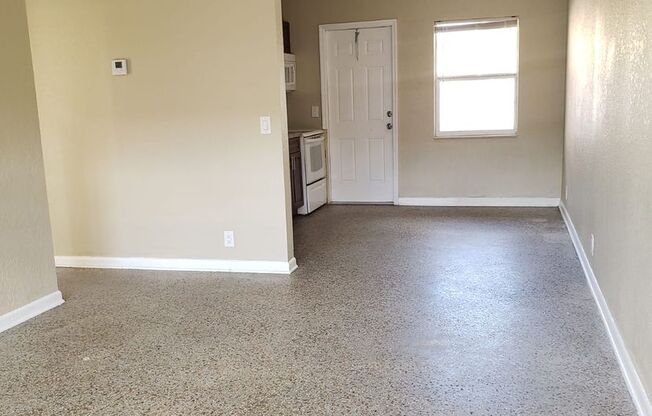 3712 - 3718 Henry Ave