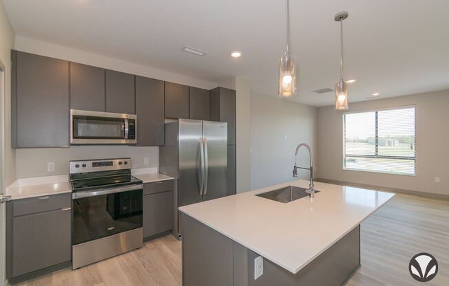 1 bed, 1 bath, 728 sqft, $1,295, Unit YH-2015