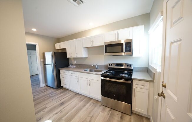 1 bed, 1 bath, 520 sqft, $1,095, Unit 208