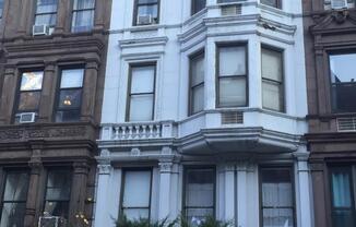 37 W 75 ST