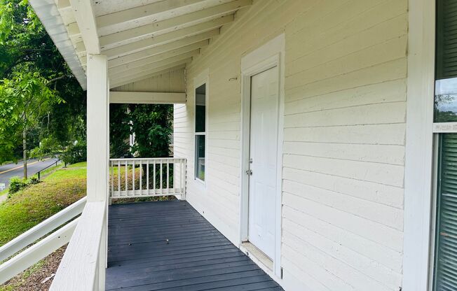 Completely renovated 2 bedroom, 1 bathroom home in Lagrange! Must see!