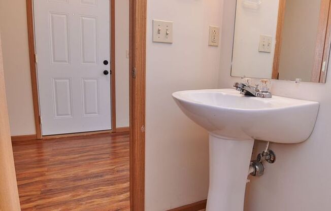 2 beds, 2.5 baths, 1,110 sqft, $1,405, Unit 2103