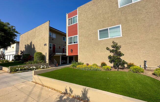 916 S. Marguerita Avenue