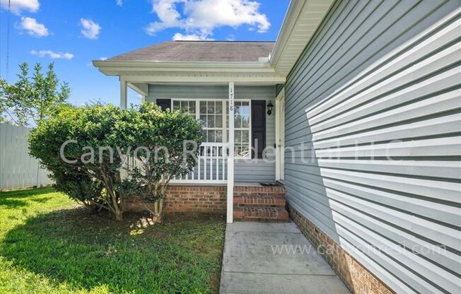 Recently Renovated!!Beautiful 3BR home.