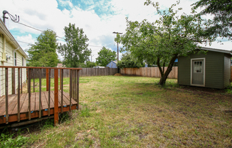 2 beds, 1 bath, $1,595