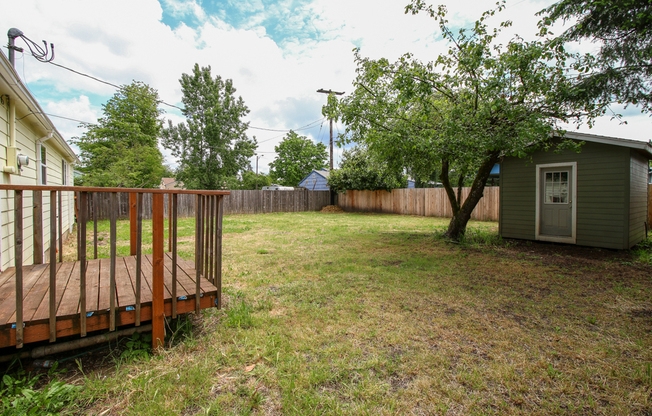 2 beds, 1 bath, $1,595