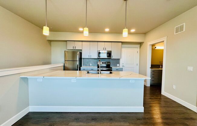 1 bed, 1.5 baths, 959 sqft, $3,150, Unit 4th #411