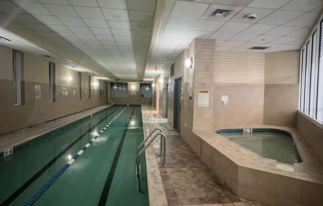1 bed, 1 bath, 663 sqft, $3,300, Unit 528