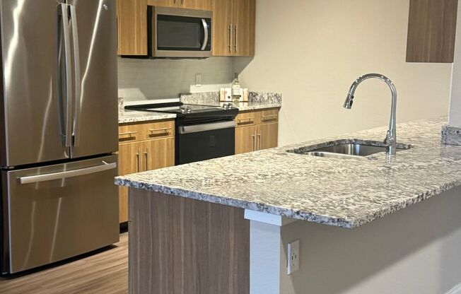 3 beds, 2 baths, 1,549 sqft, $2,600, Unit 301