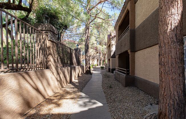 2 beds, 2 baths, $1,600, Unit # 2169