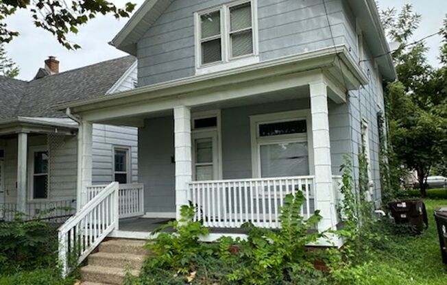 Section 8 Vouchers accepted for 2 Bedroom / 1 Bathroom House