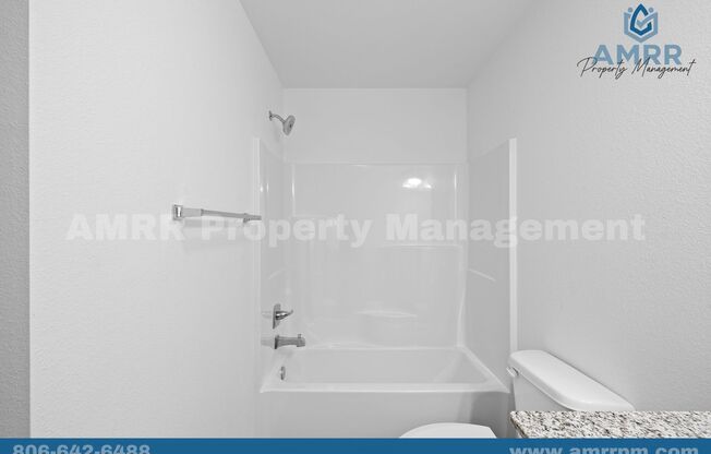 3 beds, 2 baths, $1,399