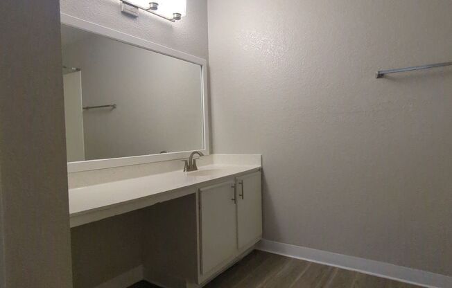 2 beds, 2 baths, 1,085 sqft, $1,506, Unit CA 1330-201