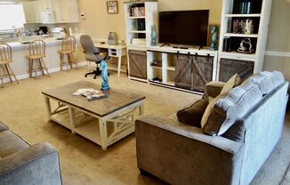 ****Medium Term Furnished Rental With Indoor & Outdoor Pools, Gaming System****