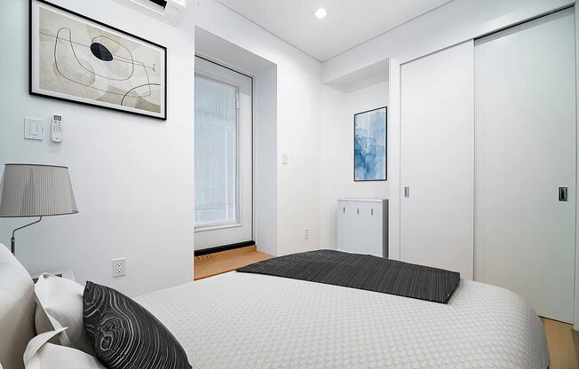 59 THOMPSON ST