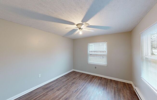 1 bed, 1 bath, 470 sqft, $825, Unit 1375 B
