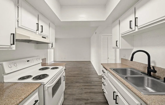 14515 LEFFINGWELL RD